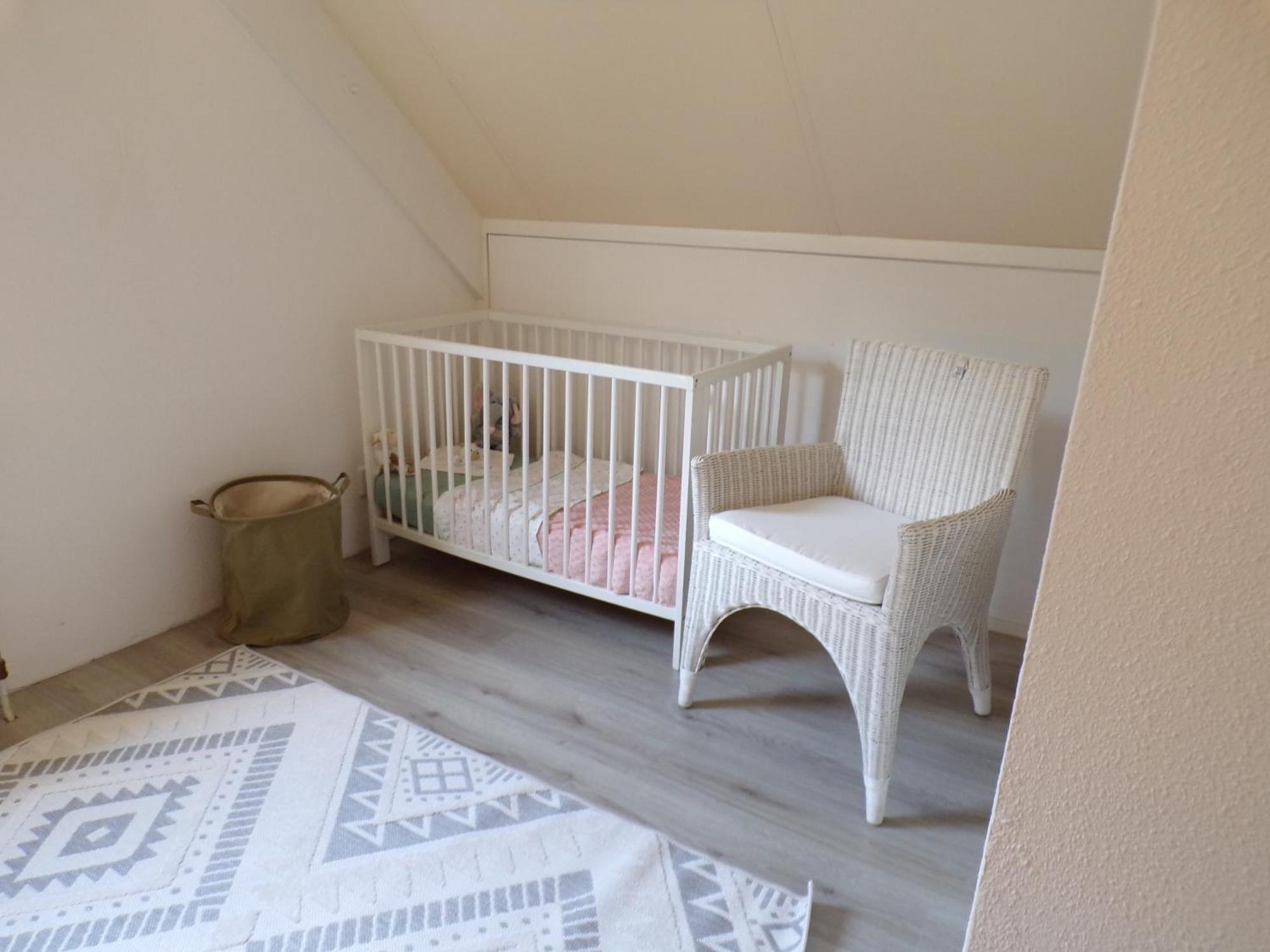 Gezellige Vakantiewoning Aan Het Water In Ewijk - Recreational Only No Workers 외부 사진
