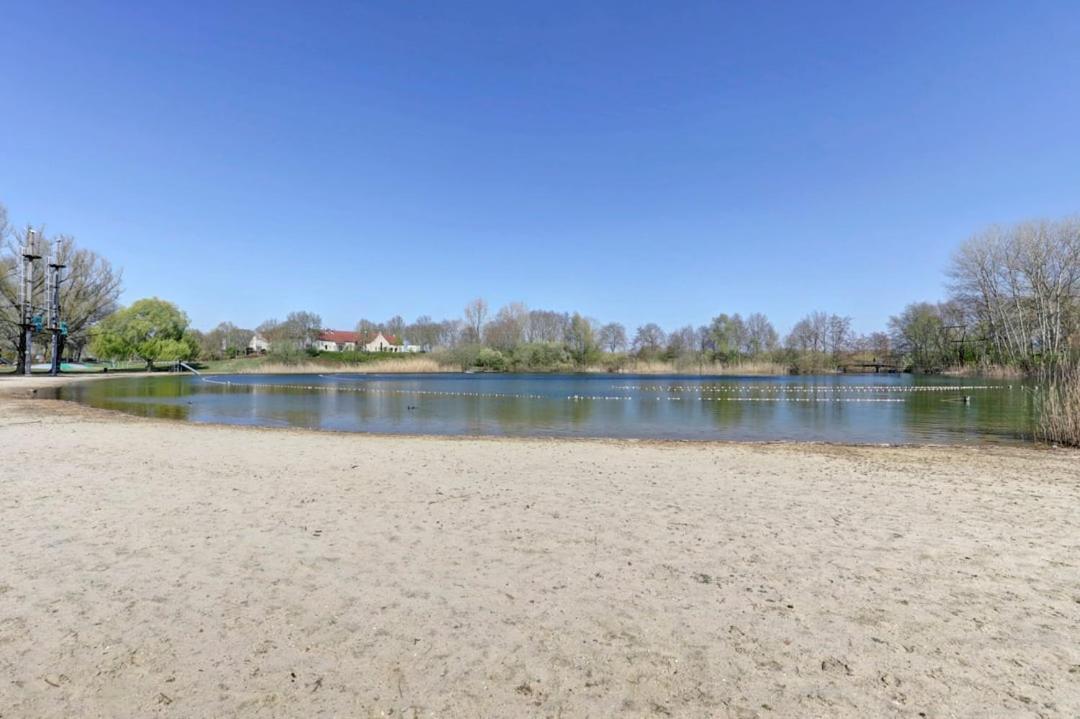 Gezellige Vakantiewoning Aan Het Water In Ewijk - Recreational Only No Workers 외부 사진